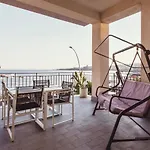Couette-café Oasis Aci Castello
