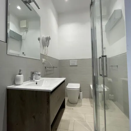 Oasis Bed & Breakfast 3*