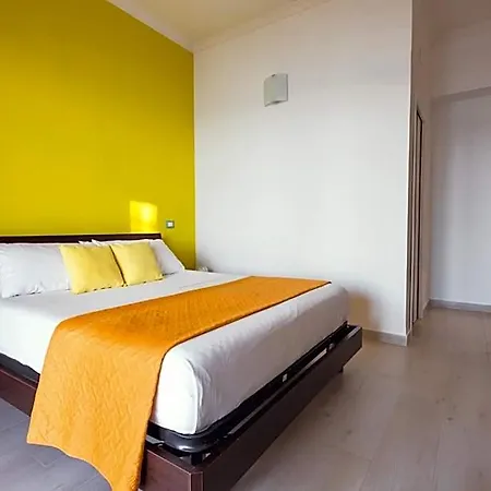 Oasis Bed & Breakfast 4*