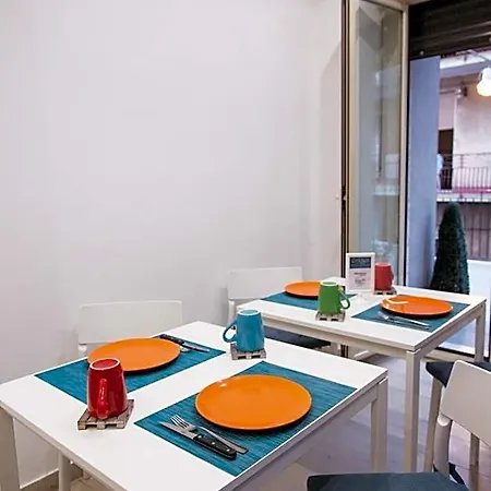 Oasis 4* Ачи Костелло