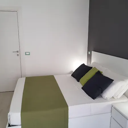 Oasis Alojamento de Acomodação e Pequeno-almoço 4*