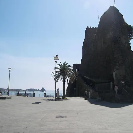 Oasis Bed & Breakfast Aci Castello