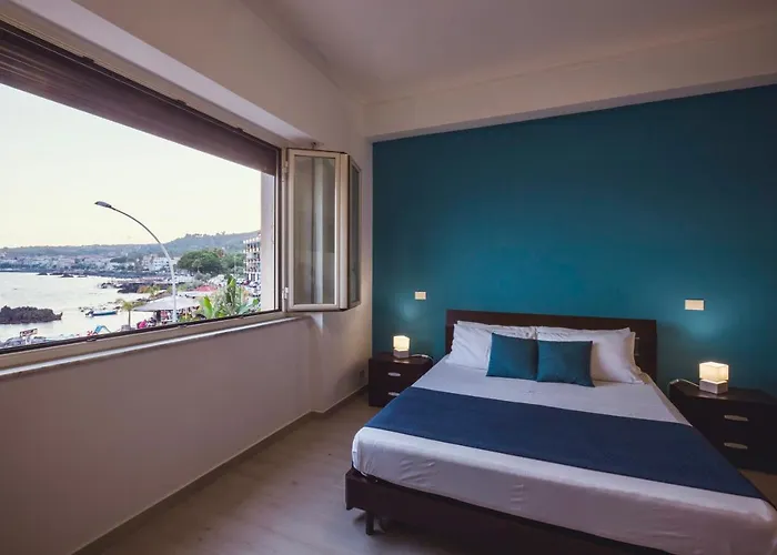 Oasis 4* Ачи Костелло